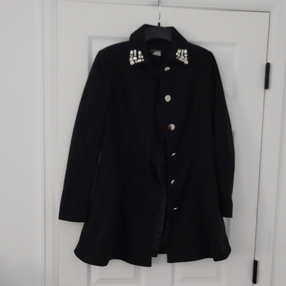 VENUS Black Trench Coat with Embellished Collar